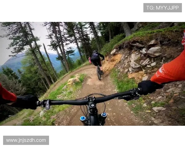 武汉极限运动队与西安极限运动队赛后复盘分析团队配合与战术执行